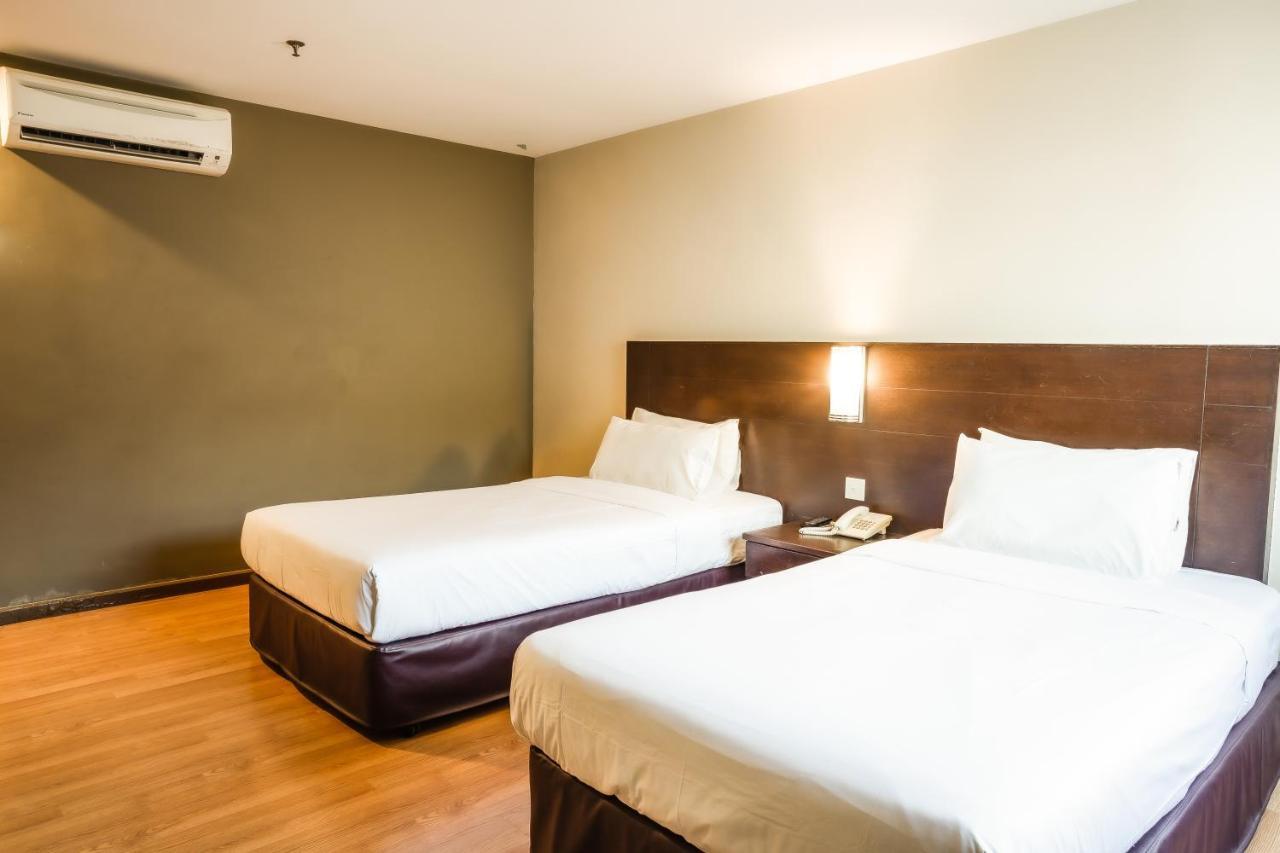 Pp Hotel By Moxy George Town Exterior photo